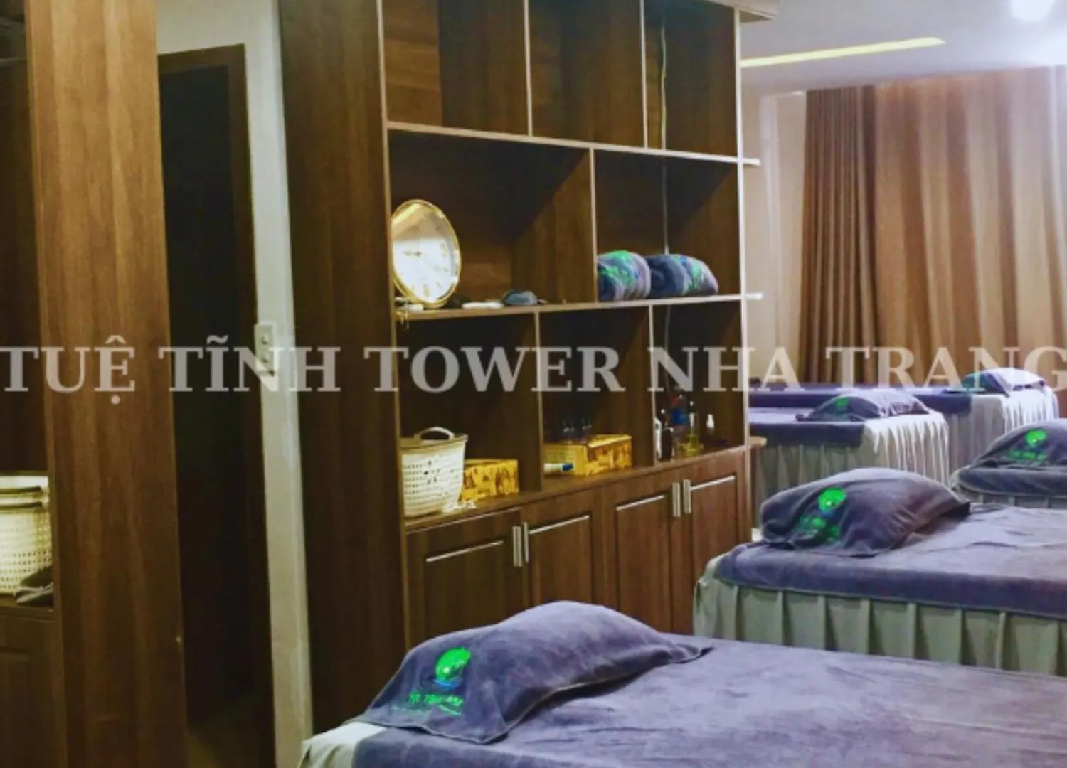 Tue Tinh Hotel Nha Trang Vietname