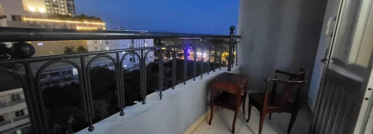 Tue Tinh Hotel Nha Trang Vietname