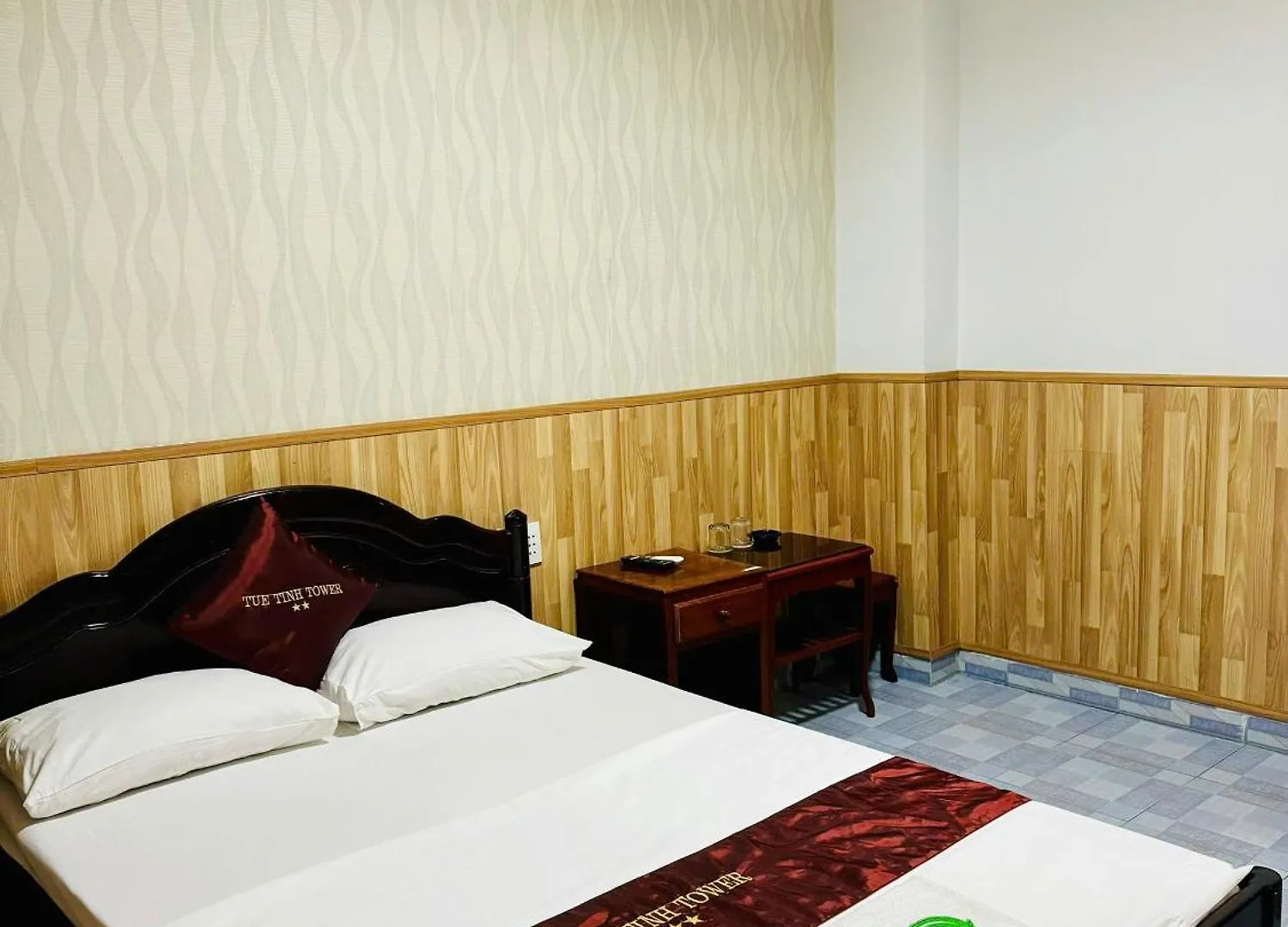 Tue Tinh Hotel Nha Trang