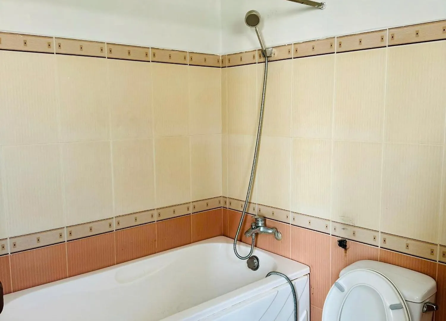 Tue Tinh Hotel Nha Trang