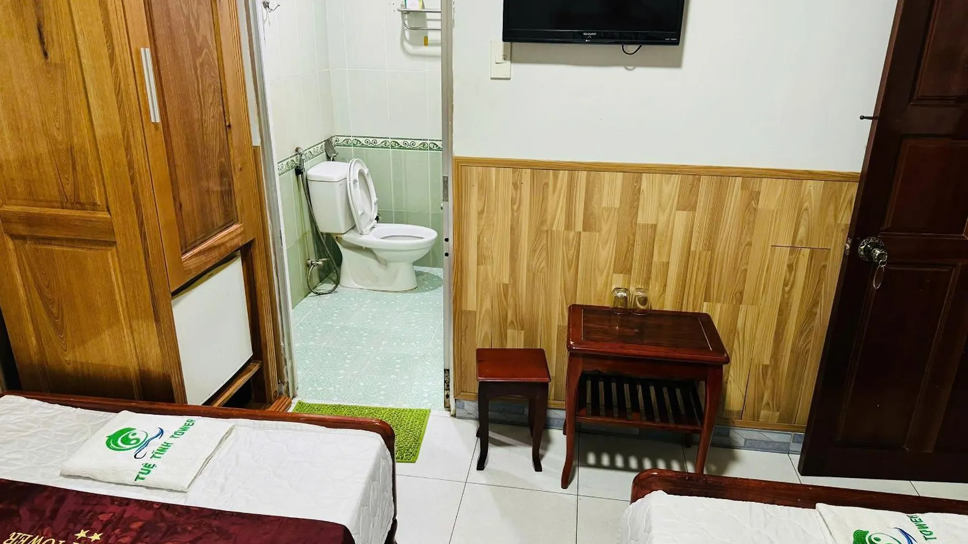 Tue Tinh Hotel Nha Trang 0*,  Vietname